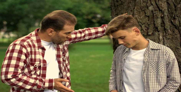 
	پاورپوینت ویژگی نوجوانان امروز و تعامل با آن ها
