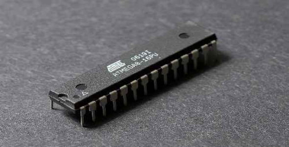 پاورپوینت در مورد میکروکنترلرهای AVR در 63 اسلاید