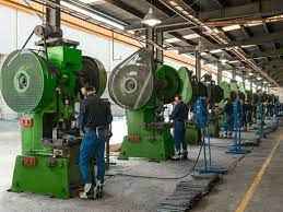 
	پاورپوینت آيين‌ نامه‌ و مقررات‌ حفاظتي‌ پرس‌ها (پرسكاري‌ سرد فلزات‌)
