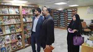 
	پاورپوینت نوآوری و شکوفایی در نهاد کتابخانه های عمومی کشور
