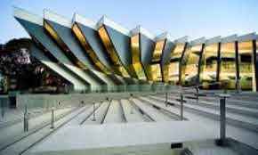 
	پاورپوینت معماری پست مدرنیسم
