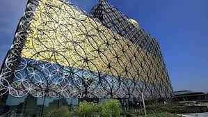 
	پاورپوینت گذری بر سبک معماری های تک
