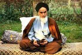 
	پاورپوینت انديشه سیاسی و زندگی امام خميني (ره)
