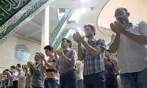 
	پاورپوینت راه های جذب دانشجویان به نماز
