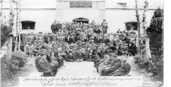 
	تحقیق تاريخچه تربيت معلم در آموزش و پرورش
