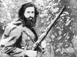 
	تحقیق زندگي نامه ميرزا كوچك خان جنگلي
