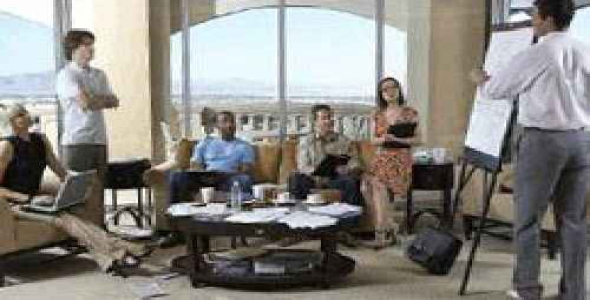 تحقیق چگونگی ارتباطات در داخل سازمانها و مشاوره مدیریت با کارکنان