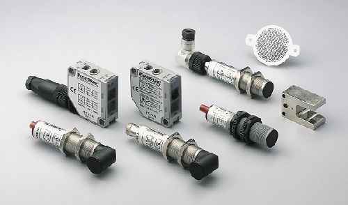 پاورپوینت با عنوان سنسورهای التراسونیک (Ultrasonic Sensors) در 37 اسلاید