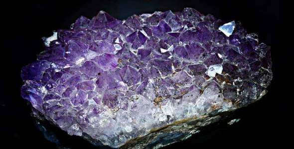 
	تحقیق کانی‌ ها
