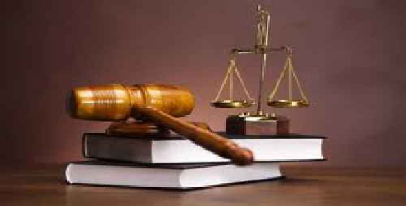 
	پاورپوینت تشكيلات و مقامات قضايي
