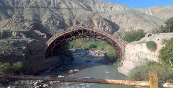 
	تحقیق آشنايي با استان گيلان و روستای انبوه
