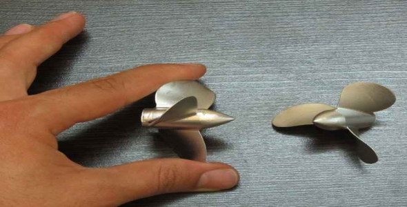 
	پاورپوینت خواص ريخته گري و طراحي قالب براي پروانه هاي سيستم رانش دريايي
