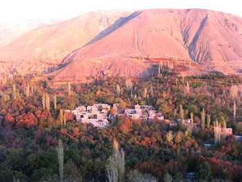 
	تحقیق روستای بوژان
