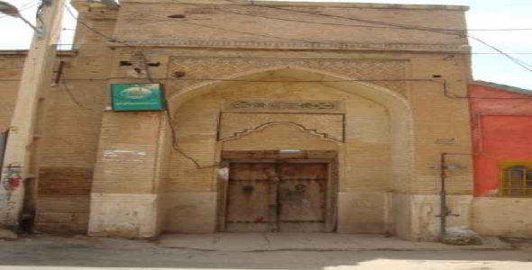 دانلود پاورپو.ینت آماده : بررسی و مطالعه  خانه افشاریان (درس آشنایی با مرمت ابنیه ) رشته کارشناسی معماری