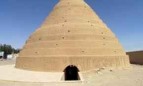 
	پاورپوینت معماری یخچال های قدیمی بصورت تصویری
