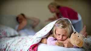 
	پاورپوینت بررسی کودک آزاری و کودکان شاهد خشونت خانگی
