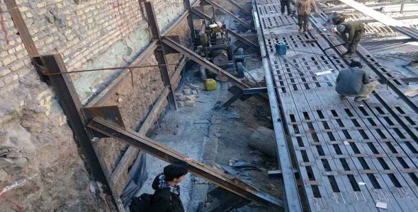 
	پاورپوینت گود برداری و سازه های نگهبان
