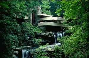 
	پاورپوینت طبيعت گرايي و الگوبرداري سازه اي از طبيعت
