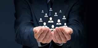 
	پاورپوینت بررسی نقش مدیریت و رهبري در برنامه‌ هاي تحول سازماني
