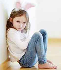 
	پاورپوینت اختلالات رفتاری کودکان
